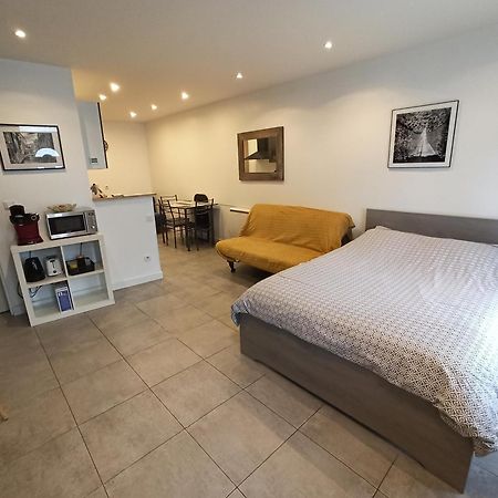 Studio Autonome Cosy A Paris Cdg Vaudherland Exterior foto
